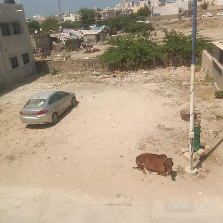 Dwarka Home Stay 2 Only Family Extérieur photo